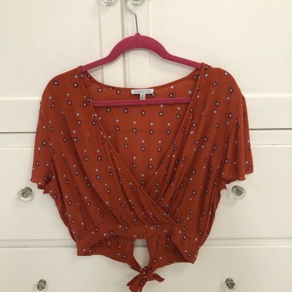 Anthropologie Tops - Anthropologie Patrons of Peace Crop Tie Top